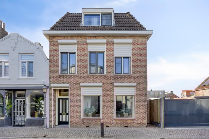 Vlooswijkstraat 24