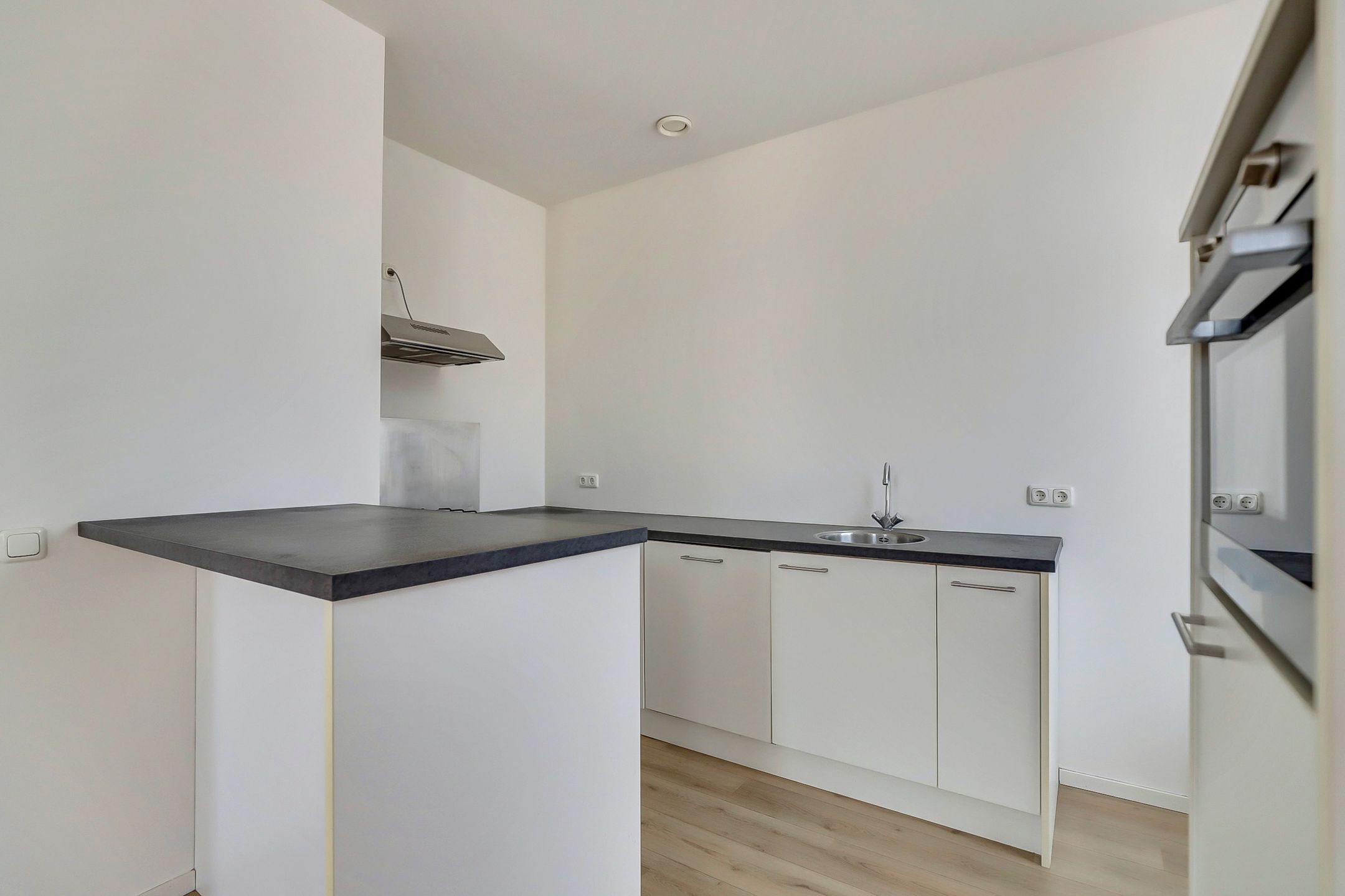 Foto 12 van Dominicanenstraat 151-B