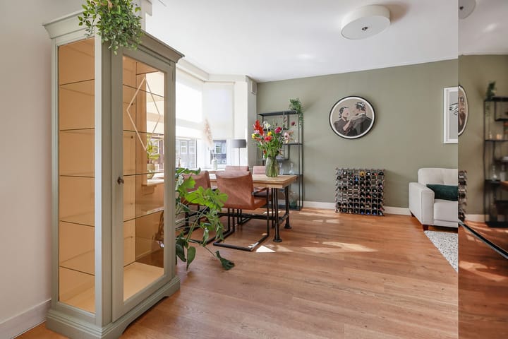 Photo 9 of Antillenstraat 40-2