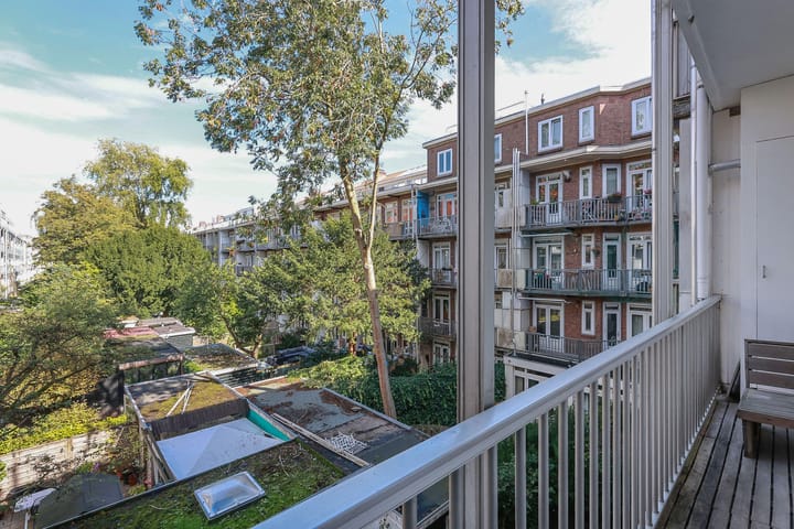 Photo 16 of Antillenstraat 40-2