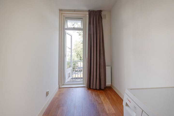 Photo 18 of Antillenstraat 40-2