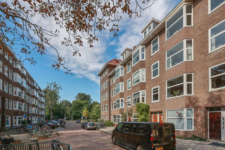 Photo 23 of Antillenstraat 40-2