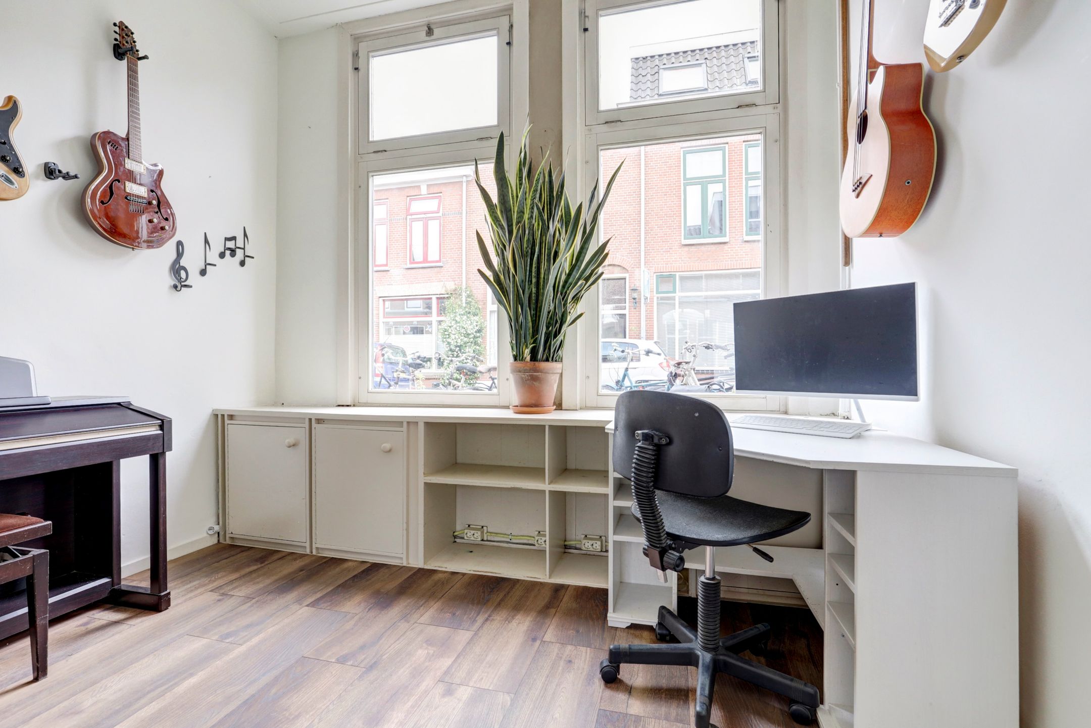 Photo 12 of Daendelsstraat 49