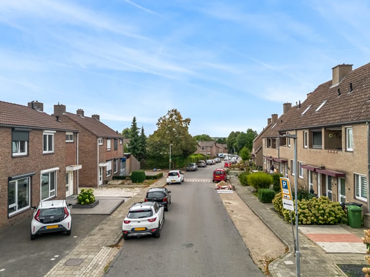 Photo 24 of Tulpstraat 55