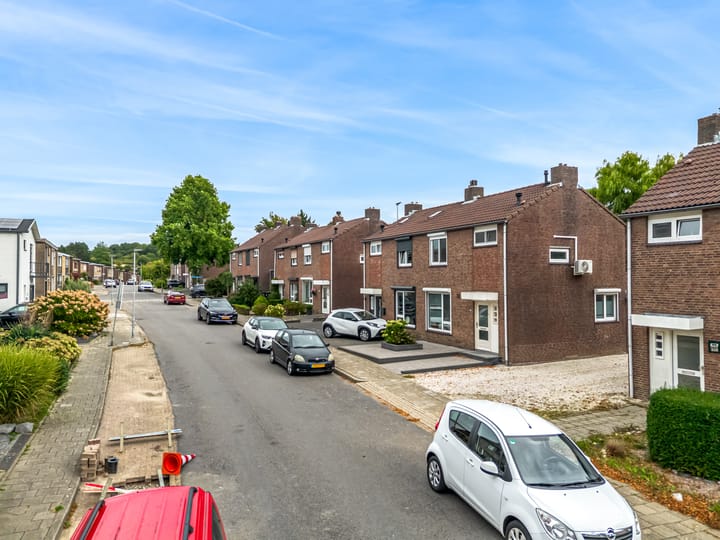 Photo 26 of Tulpstraat 55