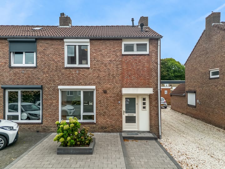 Photo 27 of Tulpstraat 55