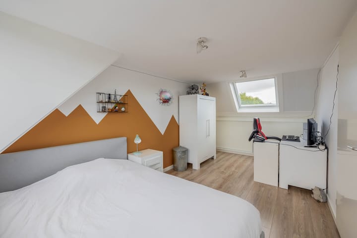 Foto 24 van Den Uylstraat 3