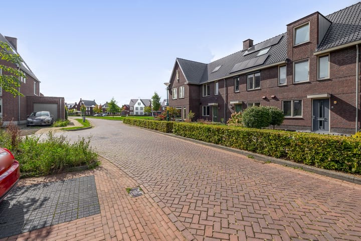 Foto 31 van Den Uylstraat 3