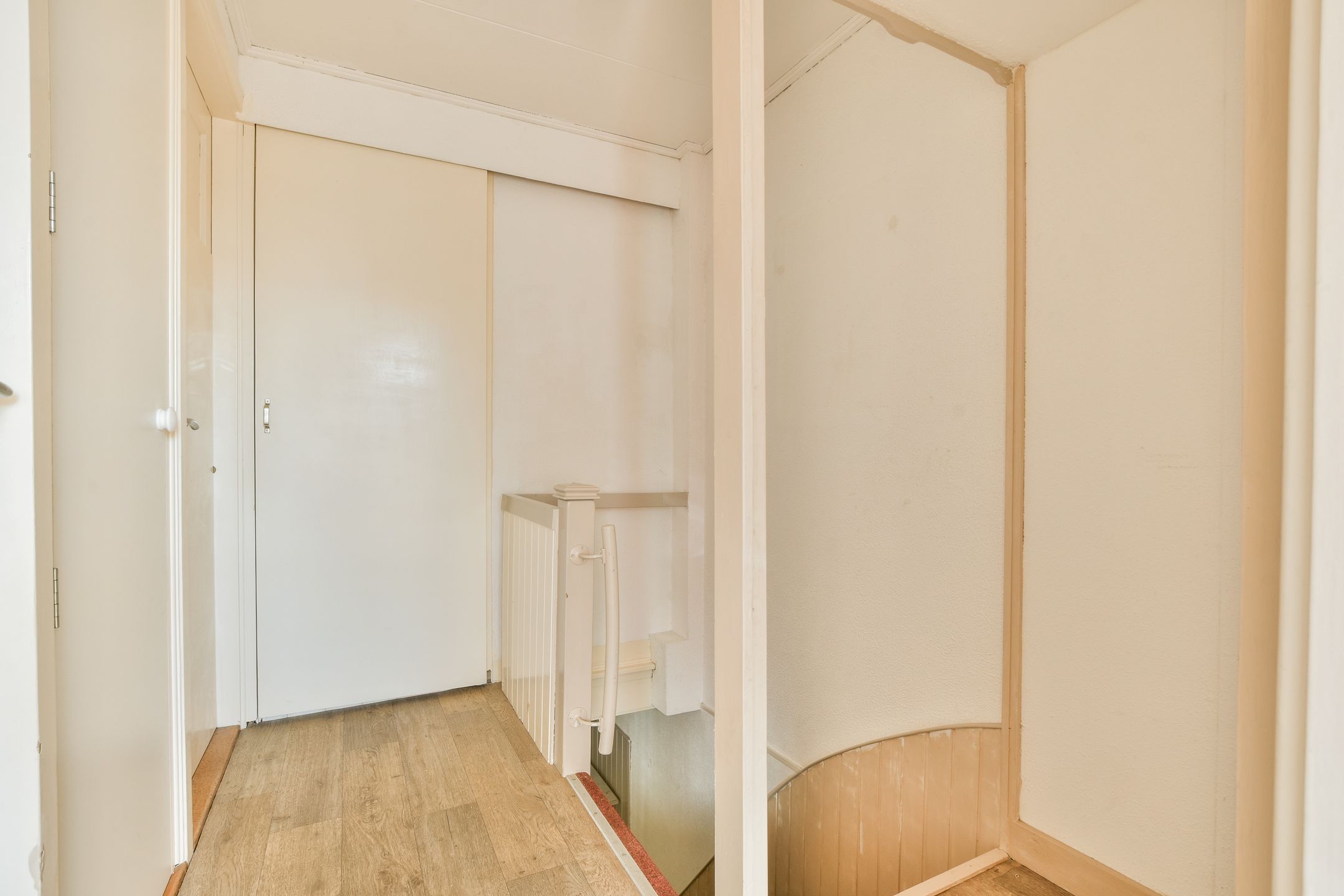 Foto 15 van Duinvlietstraat 92