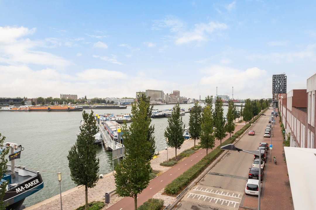 Foto 32 van Maashavenstraat 43