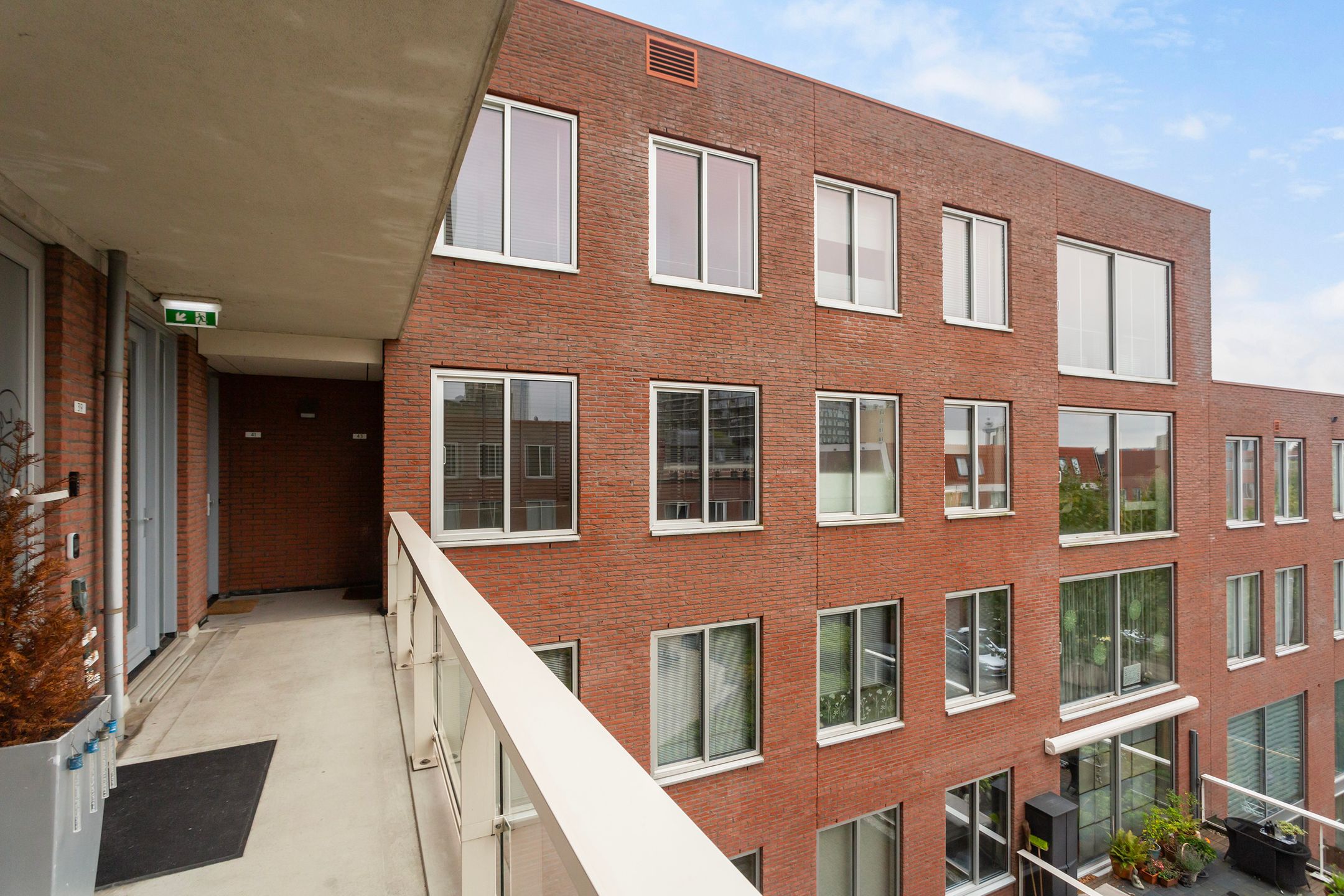 Foto 33 van Maashavenstraat 43