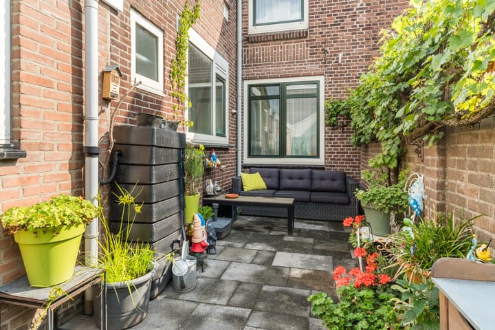 Foto 32 van Dahliastraat 67