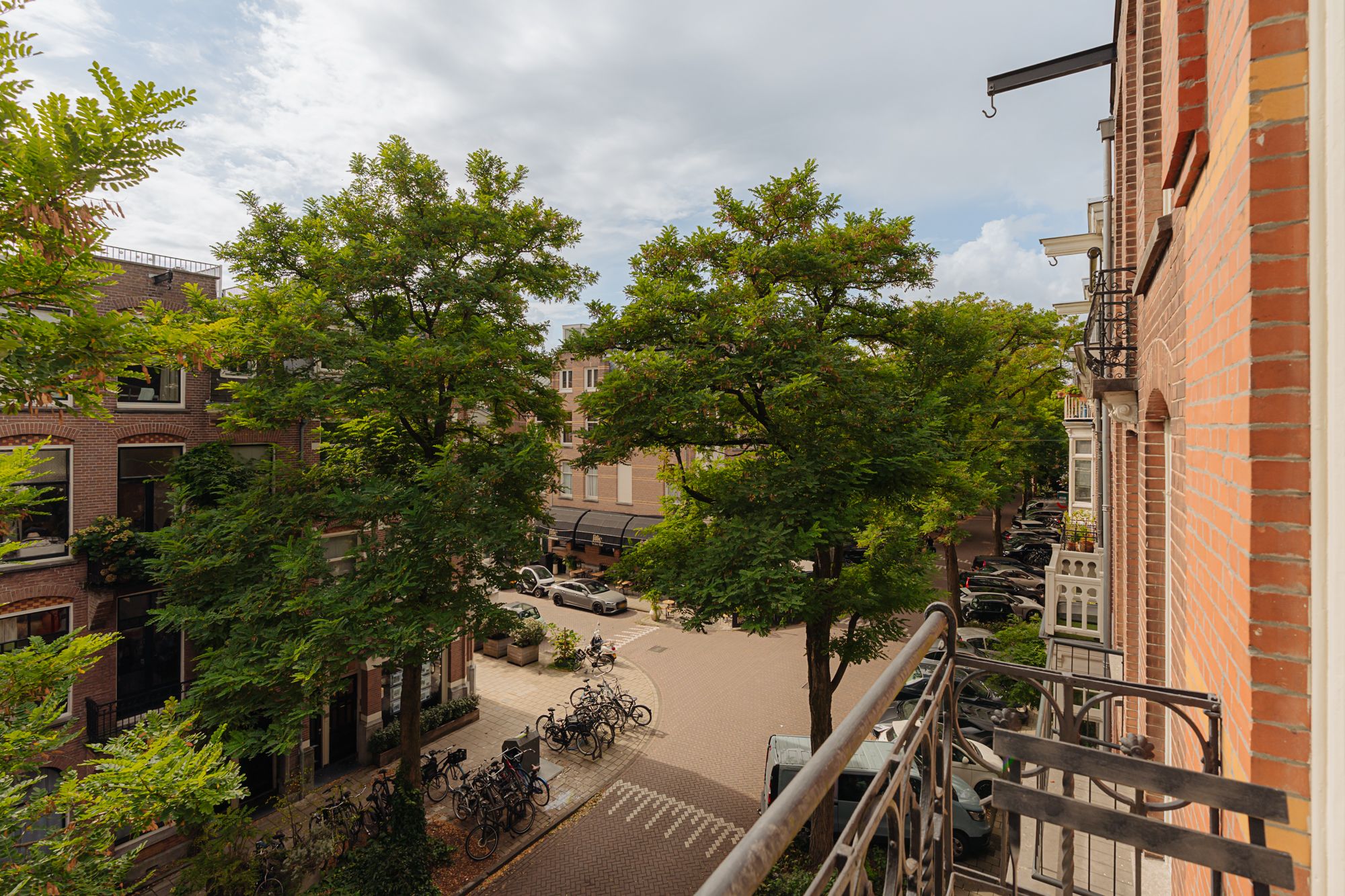 Photo 27 of Van Breestraat 98-3