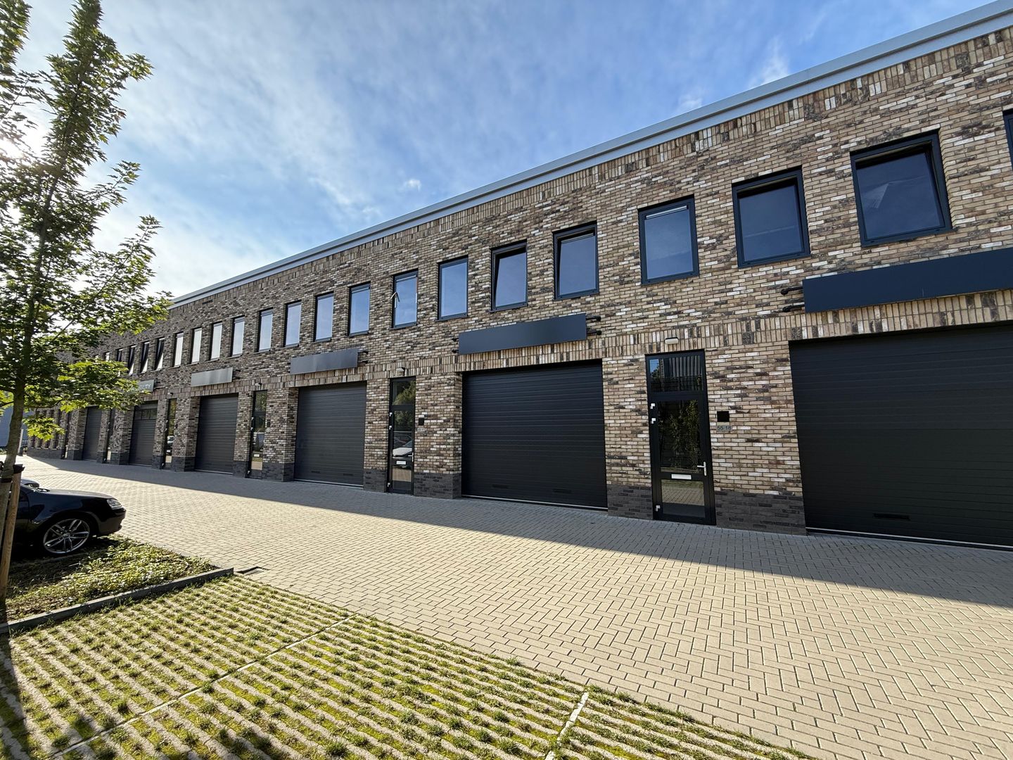 Bekijk foto 2 van Inductorstraat 55-17