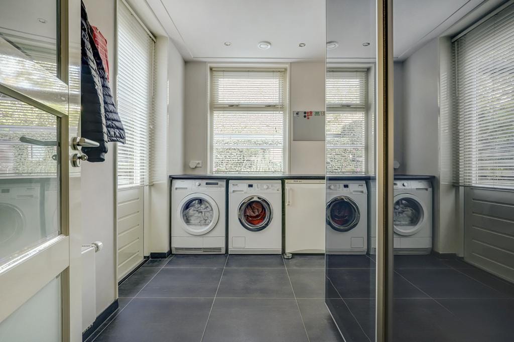 Foto 13 van Cornelis De Ruijterhof 9