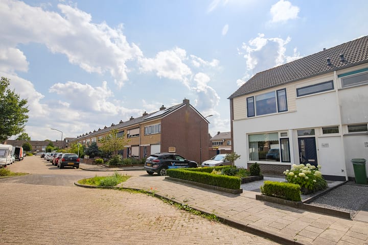 Foto 28 van Merelstraat 22