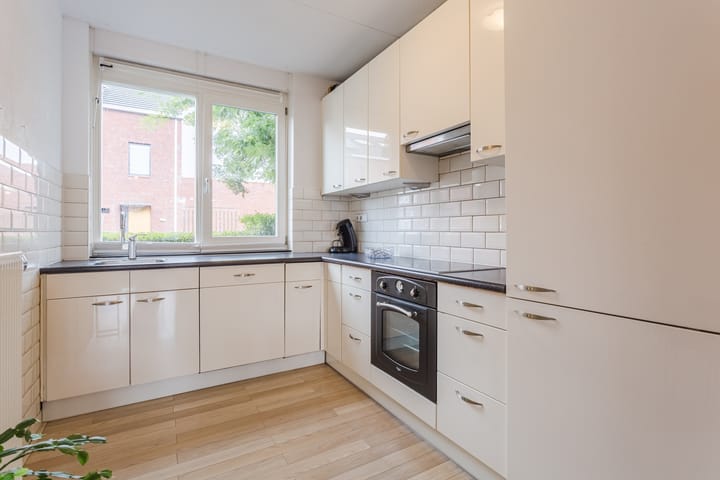 Foto 3 van Stuytstraat 8