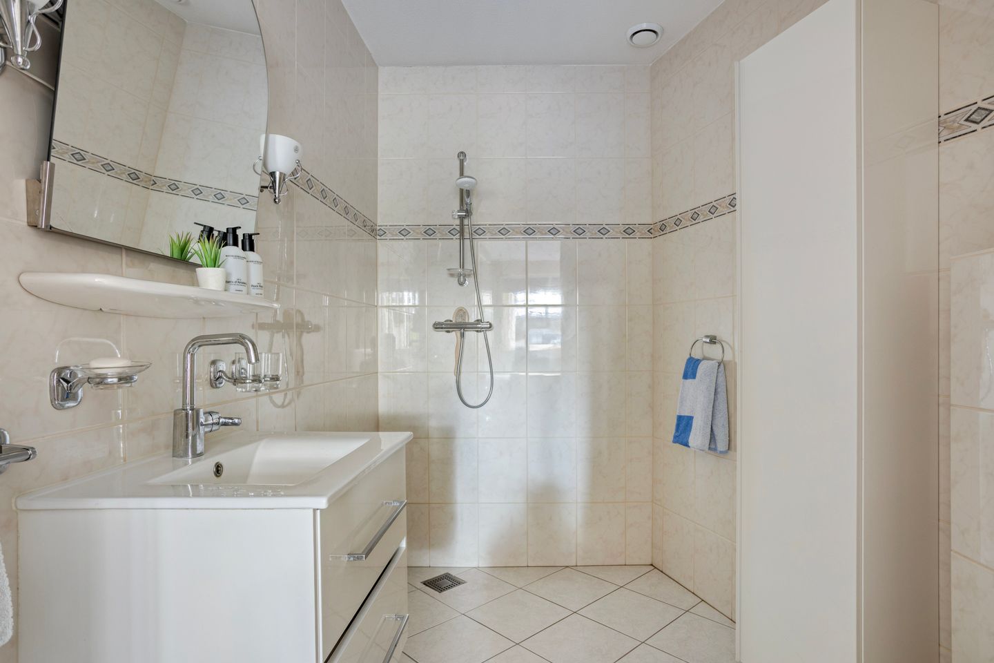 Foto 29 van Margaretha Roosenboomlaan 50