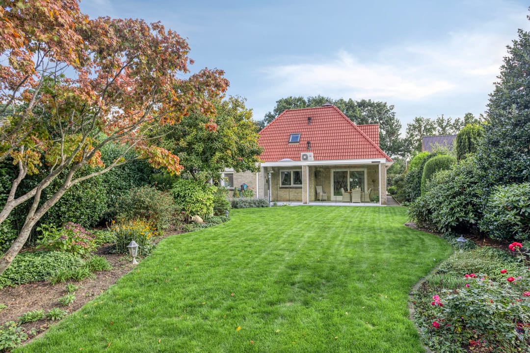 Foto 47 van Margaretha Roosenboomlaan 50