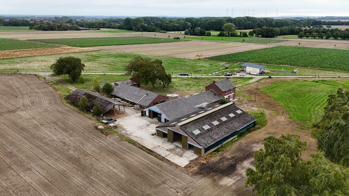 Photo 3 of Breukelderveestraat 27