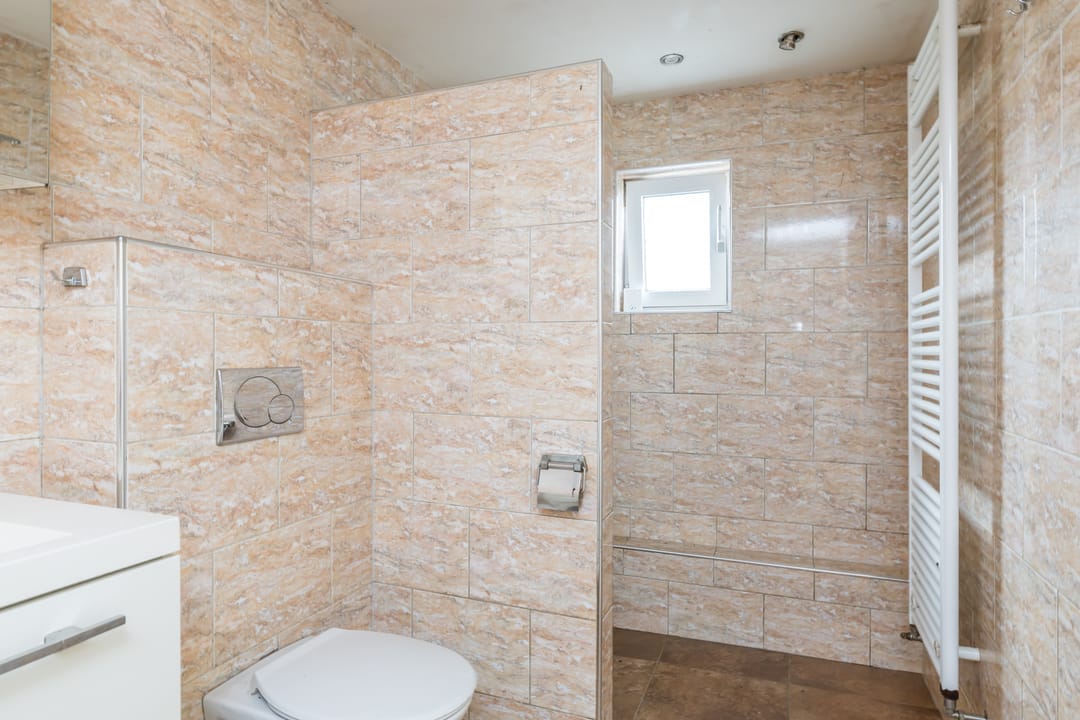 Photo 16 of Breukelderveestraat 27