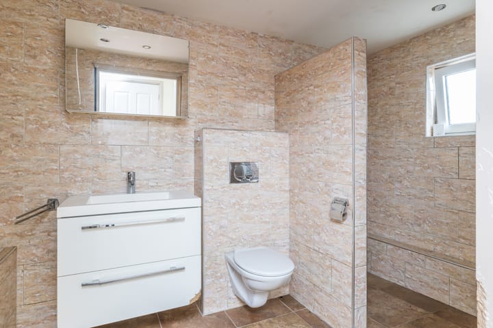 Photo 17 of Breukelderveestraat 27