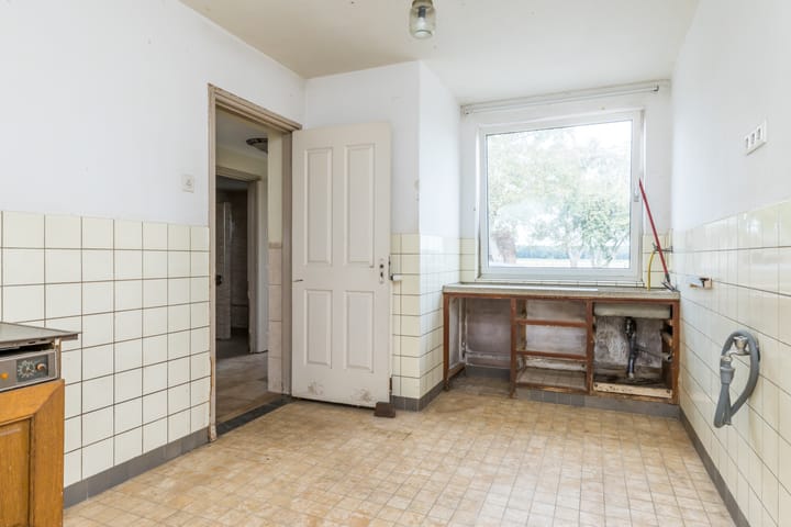 Photo 18 of Breukelderveestraat 27