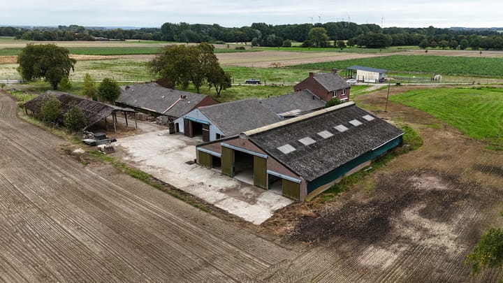 Photo 34 of Breukelderveestraat 27