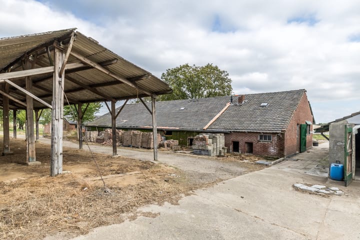 Photo 39 of Breukelderveestraat 27