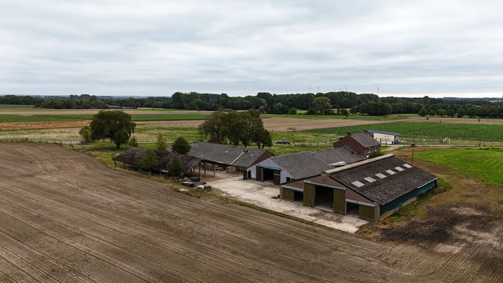 Photo 52 of Breukelderveestraat 27