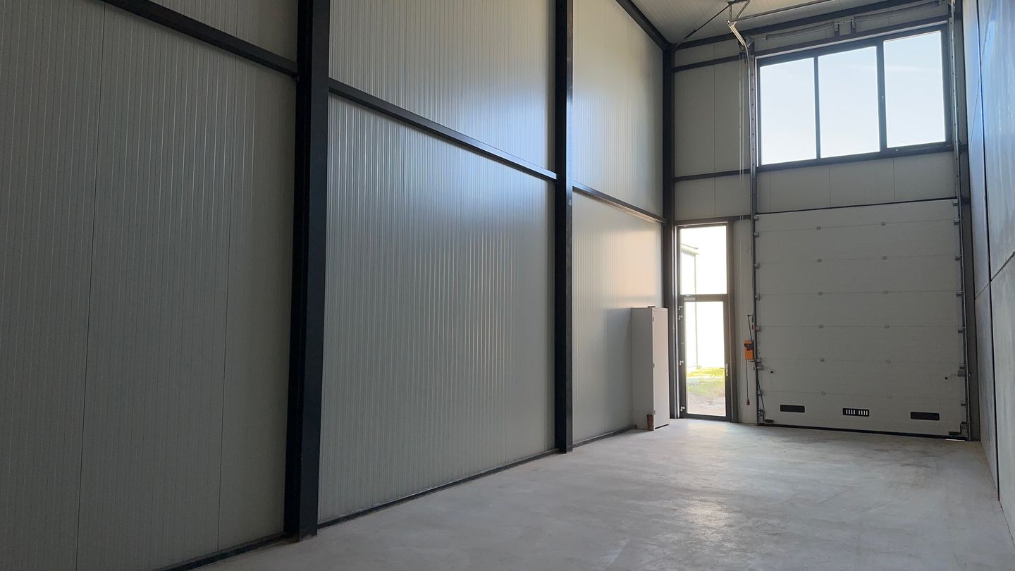 View photo 5 of Industrieweg 10-h