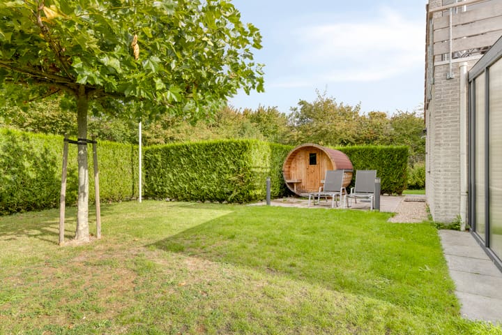 Photo 39 of Hopman de Rijklaan 28