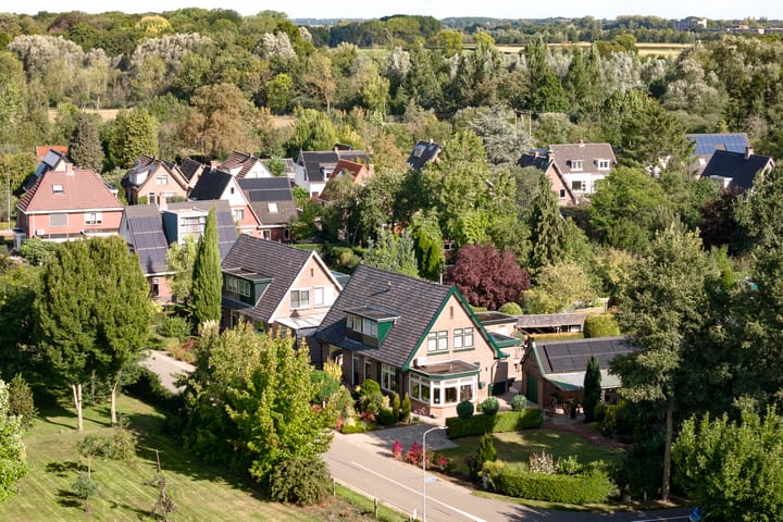 Photo 2 of Vermeersweg 11