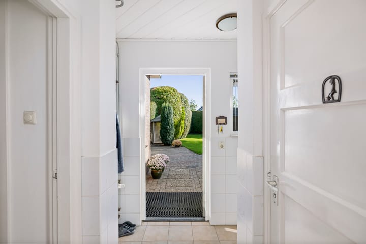 Photo 14 of Vermeersweg 11