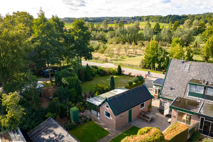 Photo 28 of Vermeersweg 11