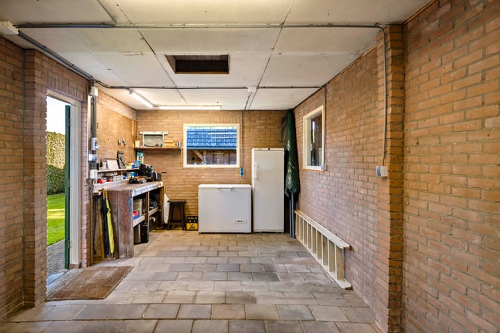 Photo 36 of Vermeersweg 11