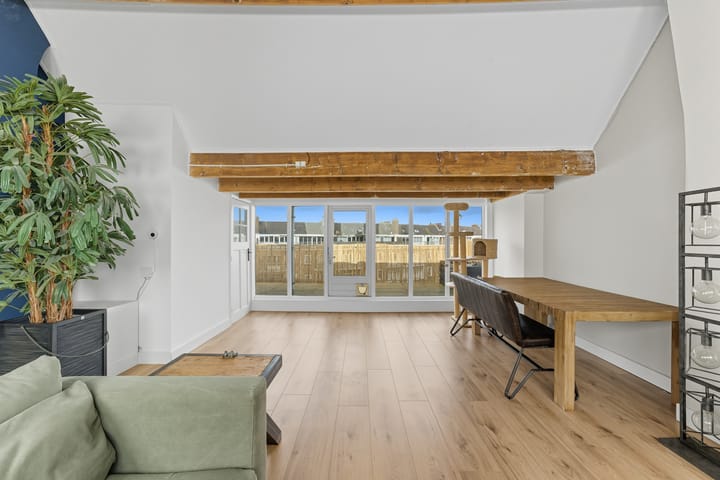 Foto 9 van Julianalaan 106-B