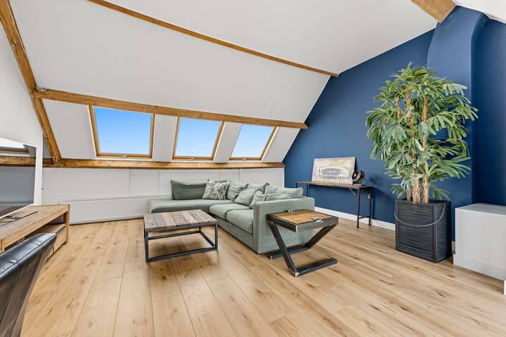 Foto 11 van Julianalaan 106-B