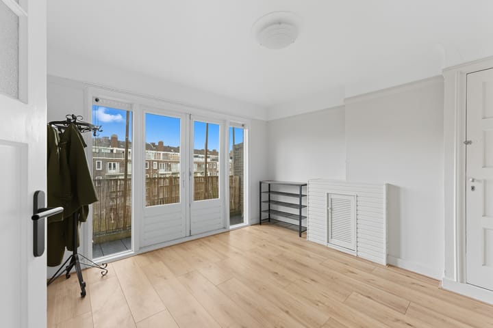 Foto 41 van Julianalaan 106-B