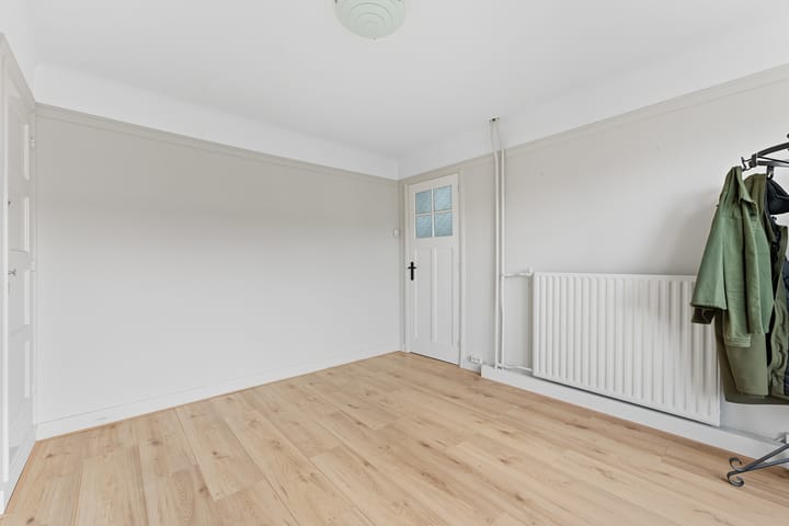 Foto 42 van Julianalaan 106-B