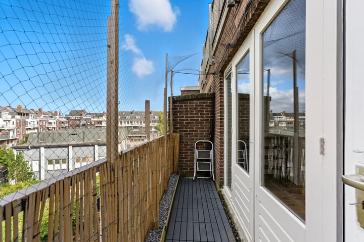 Foto 43 van Julianalaan 106-B