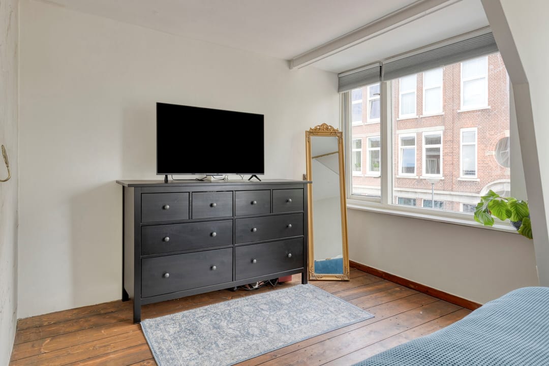 Foto 23 van De Genestetstraat 29