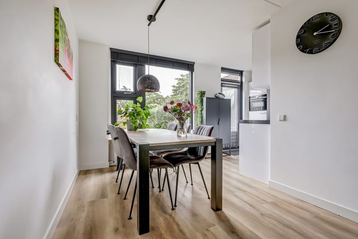 Foto 15 van Macrinushof 11