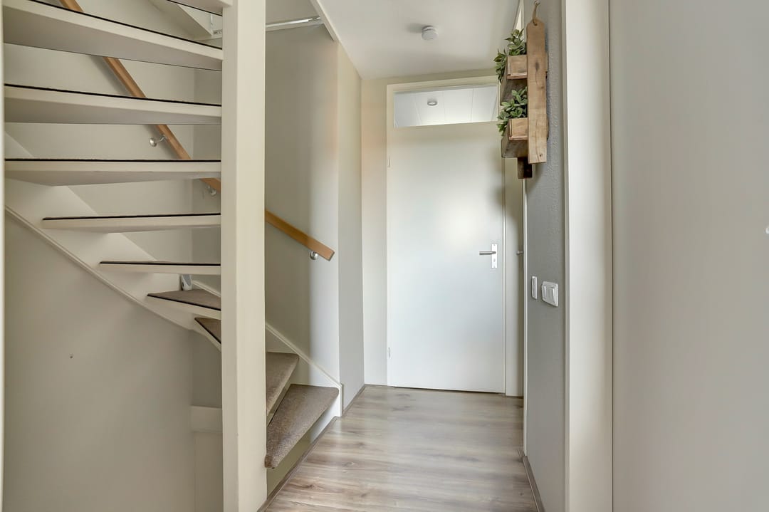 Photo 11 of Lijsterbeslaan 8