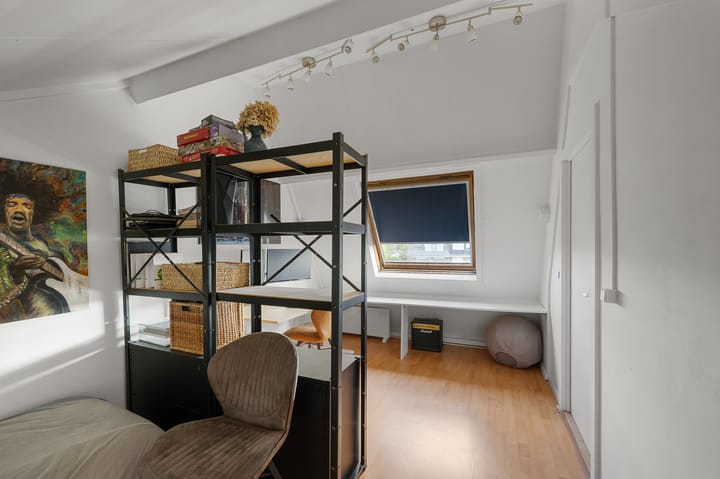 Photo 33 of Merel 35