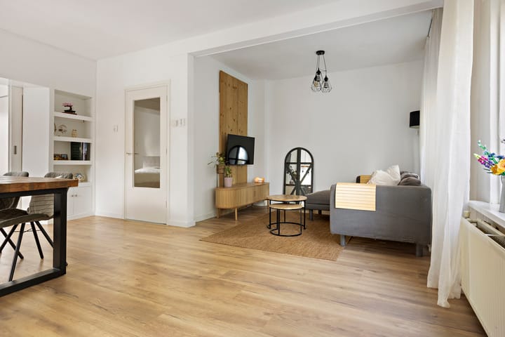 Foto 10 van Meeuwenstraat 12