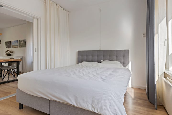 Foto 16 van Meeuwenstraat 12