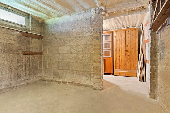 Foto 33 van Meeuwenstraat 12