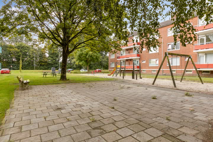 Foto 35 van Meeuwenstraat 12