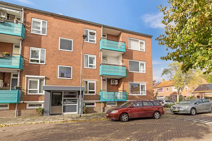 Foto 38 van Meeuwenstraat 12